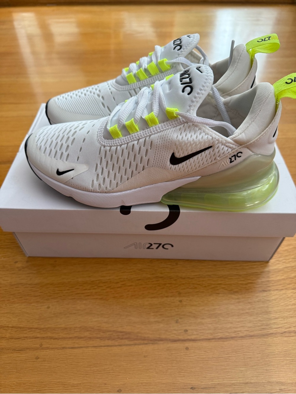 Nike air max neon yellow